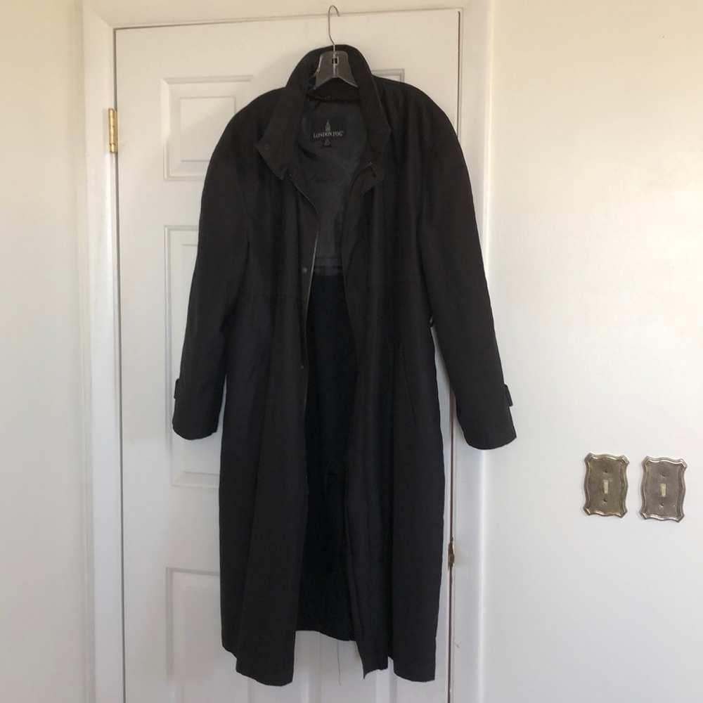London Fog size 42 reg black jacket